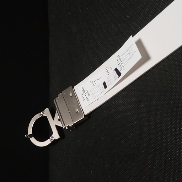 Calvin Klein Reversible Monogram Belt - Picture 4 of 7
